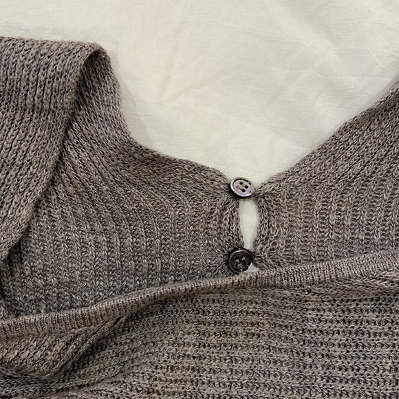 Feel the Piece Open Back Sweater - Gray - Picture 6 of 8